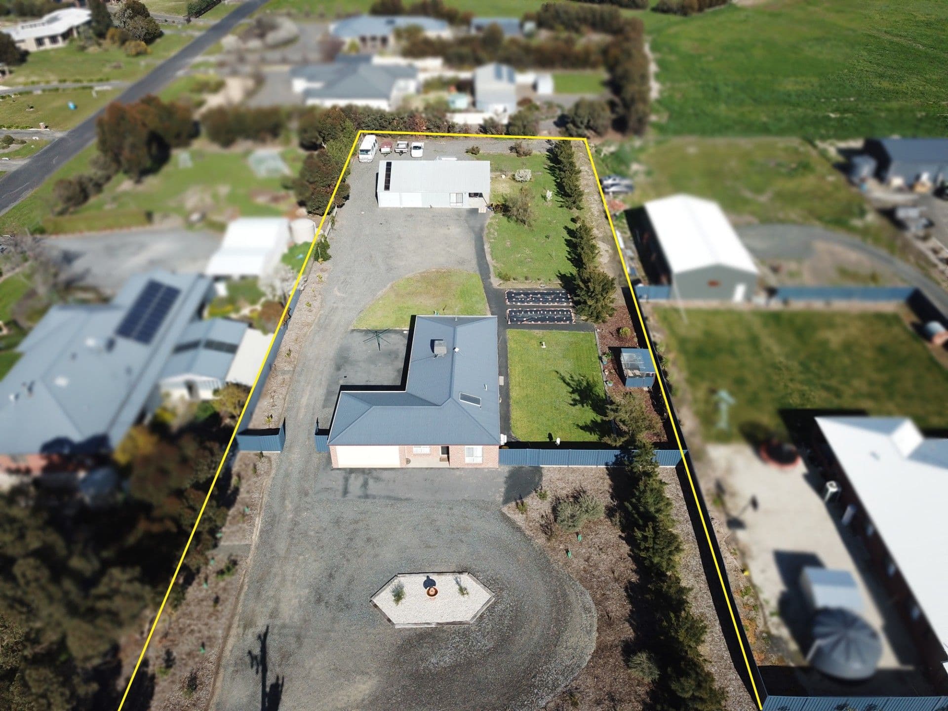 17 Velthuis Drive, Horsham VIC 3400, Horsham - Thumbnail 2