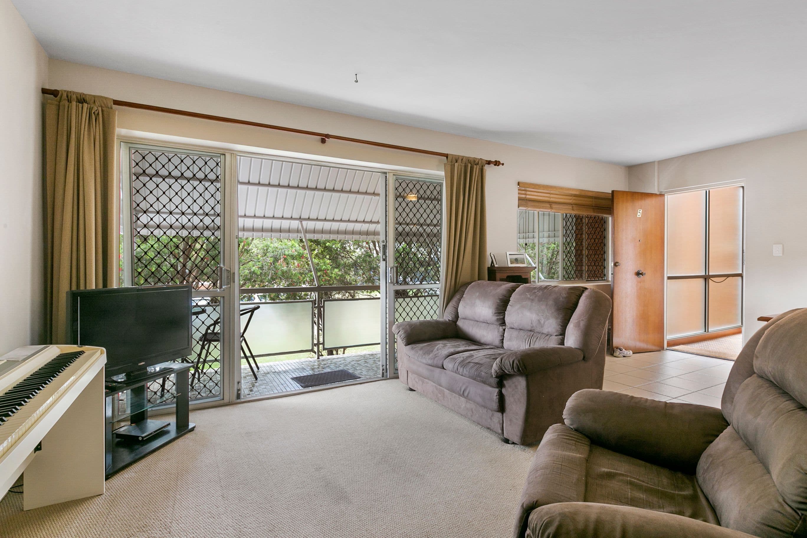 138 Chester Road, Annerley QLD 4103, Annerley - Image 1