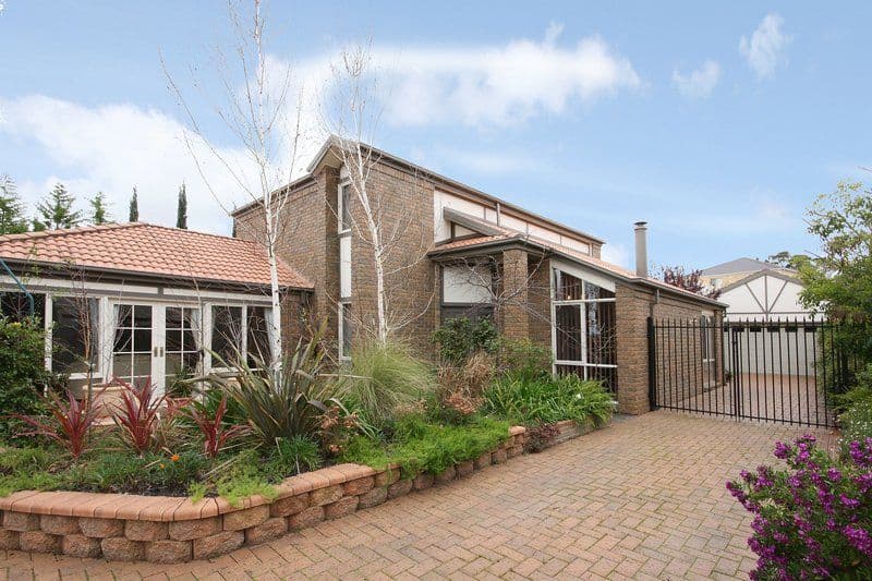 17 Rochester Crescent, GOLDEN GROVE SA 5125, Golden Grove - Image 1