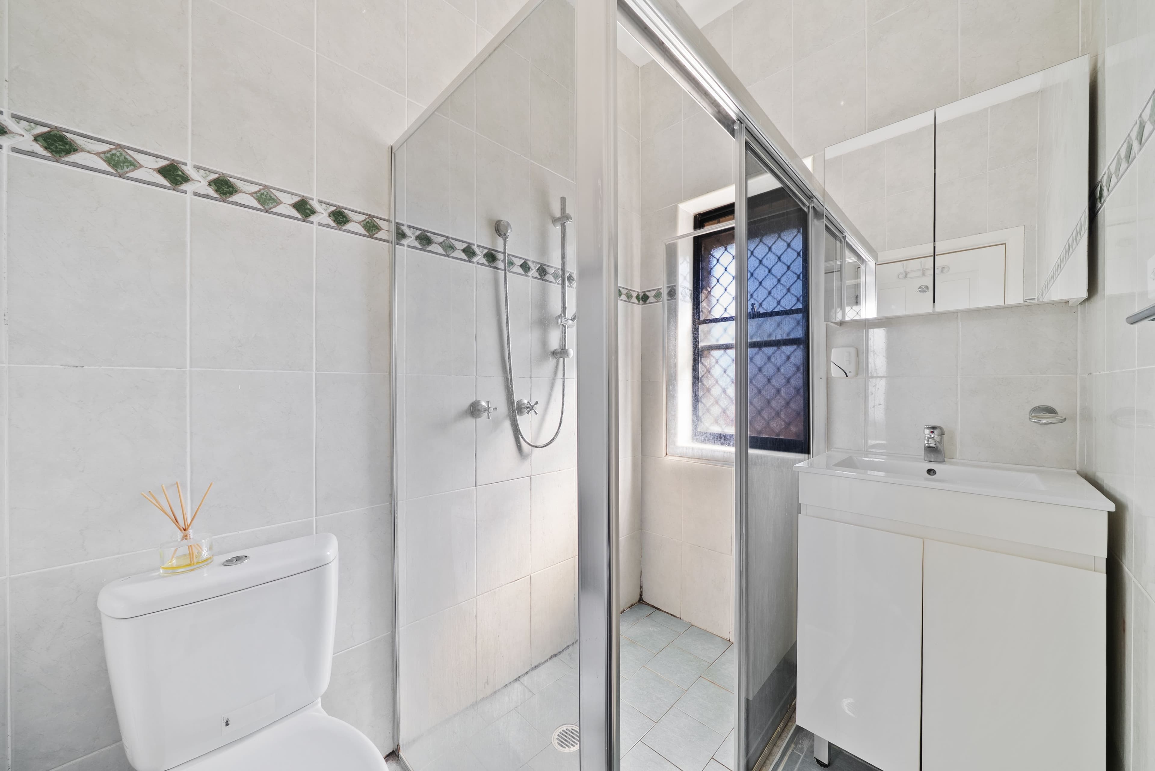 19 Greenacre Road, Greenacre NSW 2190, Greenacre - Thumbnail 7