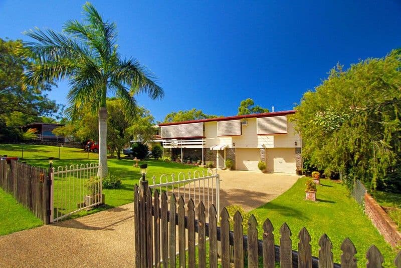 27 School Street, YEPPOON QLD 4703, Yeppoon - Image 1