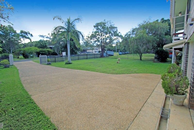27 School Street, YEPPOON QLD 4703, Yeppoon - Thumbnail 2