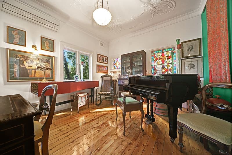 6 Oaklands Avenue, Summer Hill - Thumbnail 3