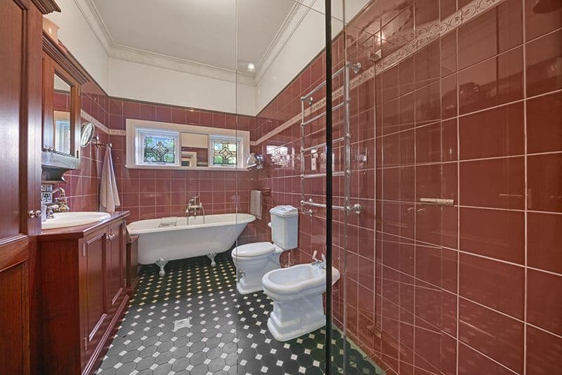 6 Oaklands Avenue, Summer Hill - Thumbnail 7