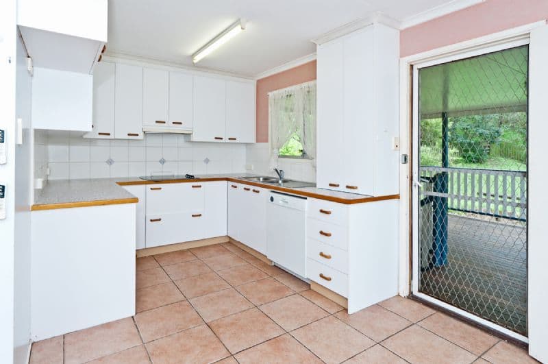 27  Warwick Court, BELLBIRD PARK QLD 4300, Bellbird Park - Thumbnail 7
