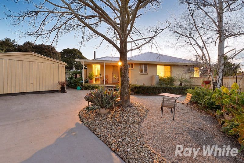 38 Lightwood Drive, FERNTREE GULLY VIC 3156, Ferntree Gully - Thumbnail 2