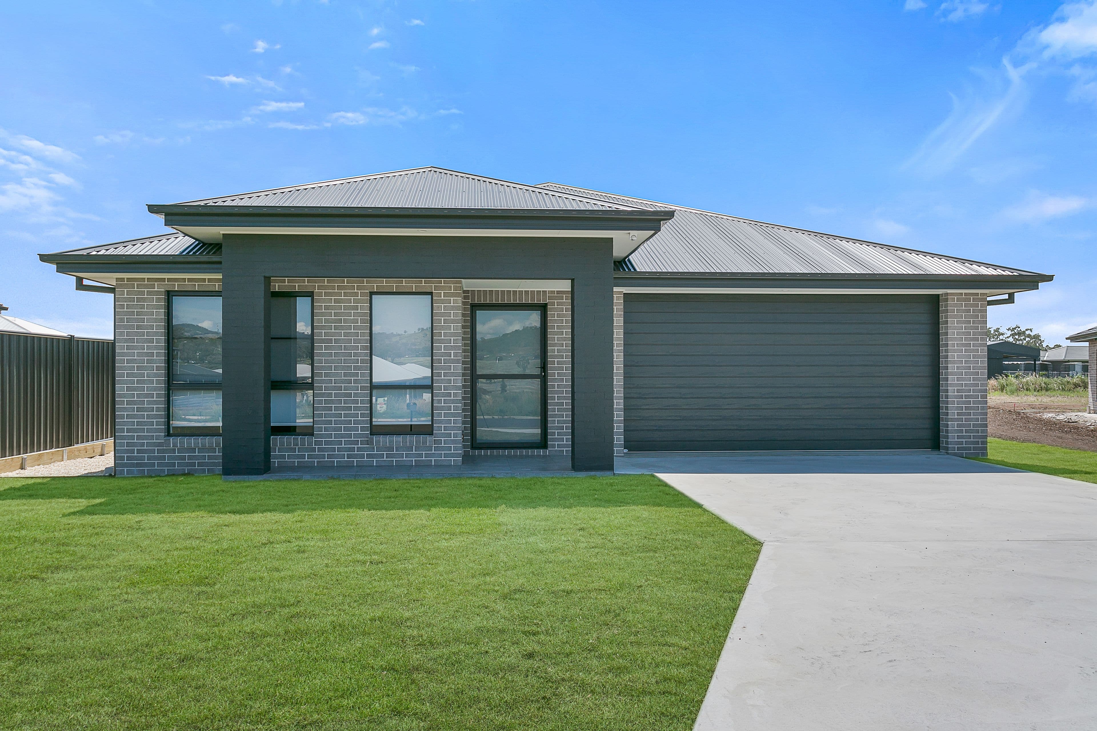 27 Mulga Place, TAMWORTH NSW 2340, Tamworth - Image 1