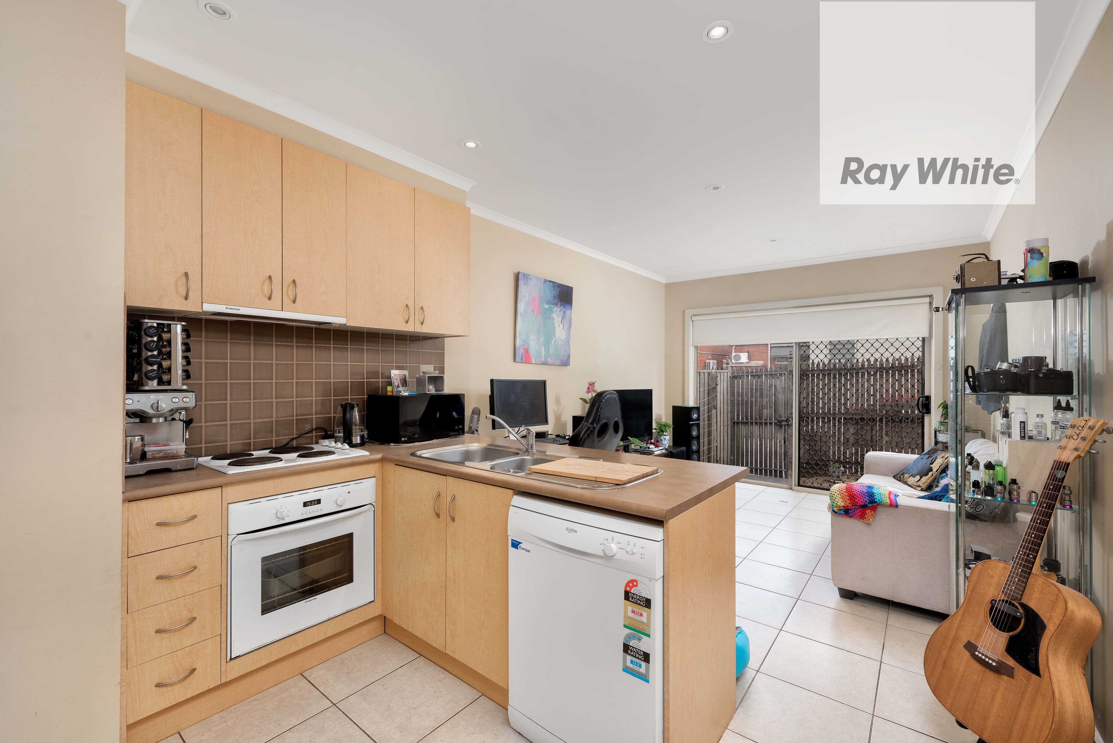 434 Grimshaw Street, Bundoora VIC 3083, Bundoora - Thumbnail 4