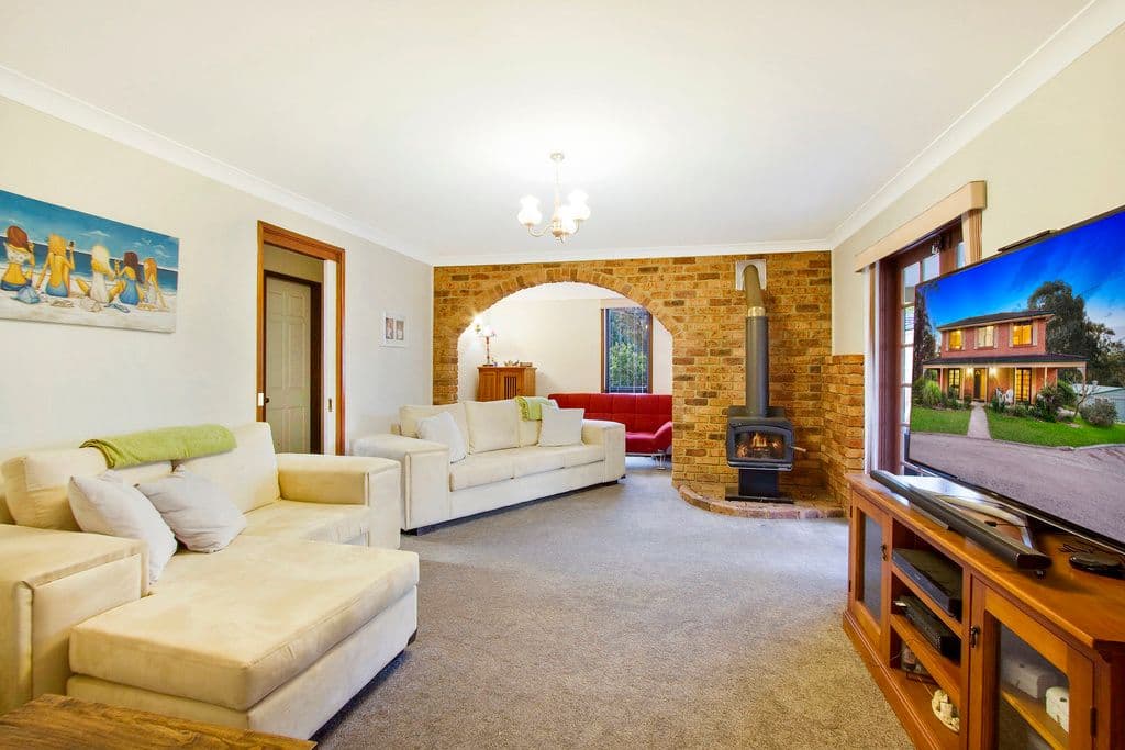 237 Crooked Lane, North Richmond - Thumbnail 3