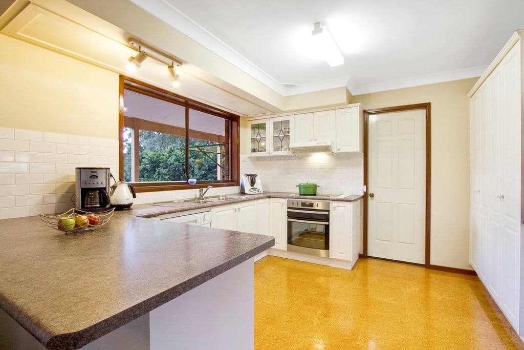 237 Crooked Lane, North Richmond - Thumbnail 5