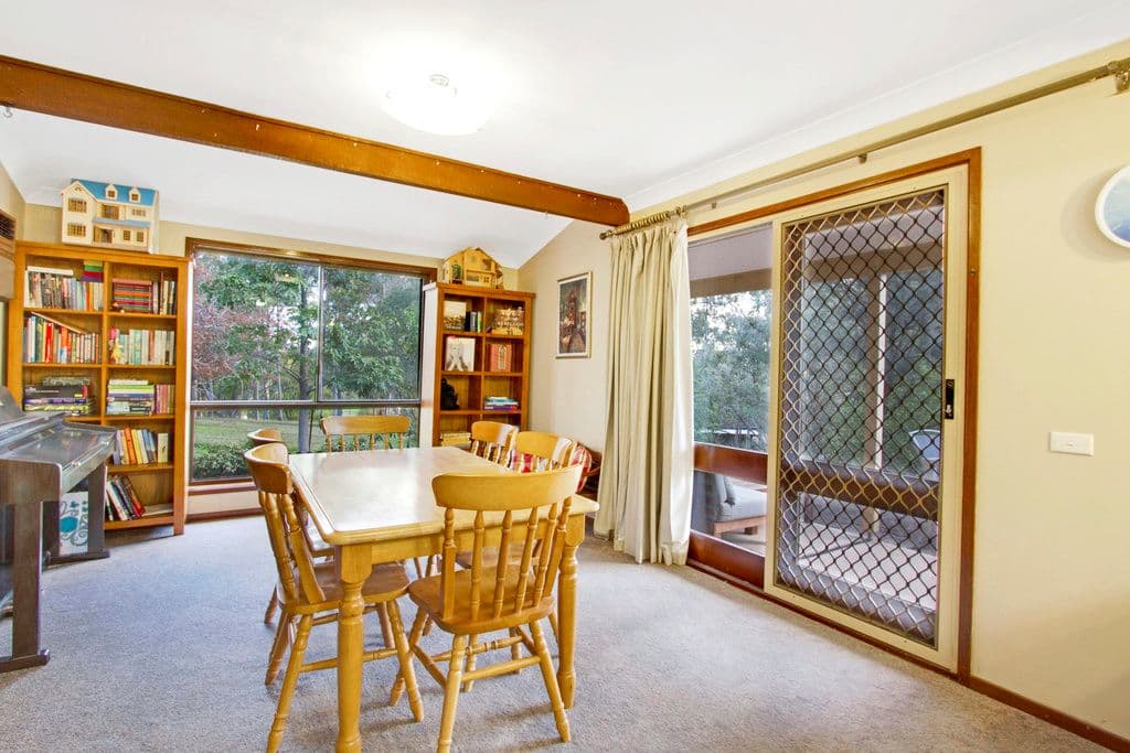 237 Crooked Lane, North Richmond - Thumbnail 8