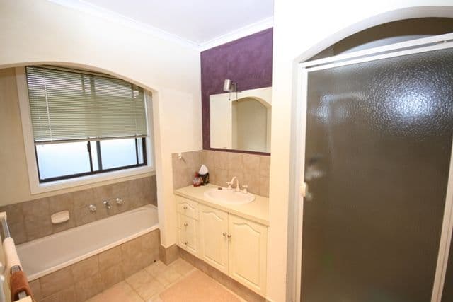 9 Essex Street, BURRA SA 5417, Burra - Thumbnail 7