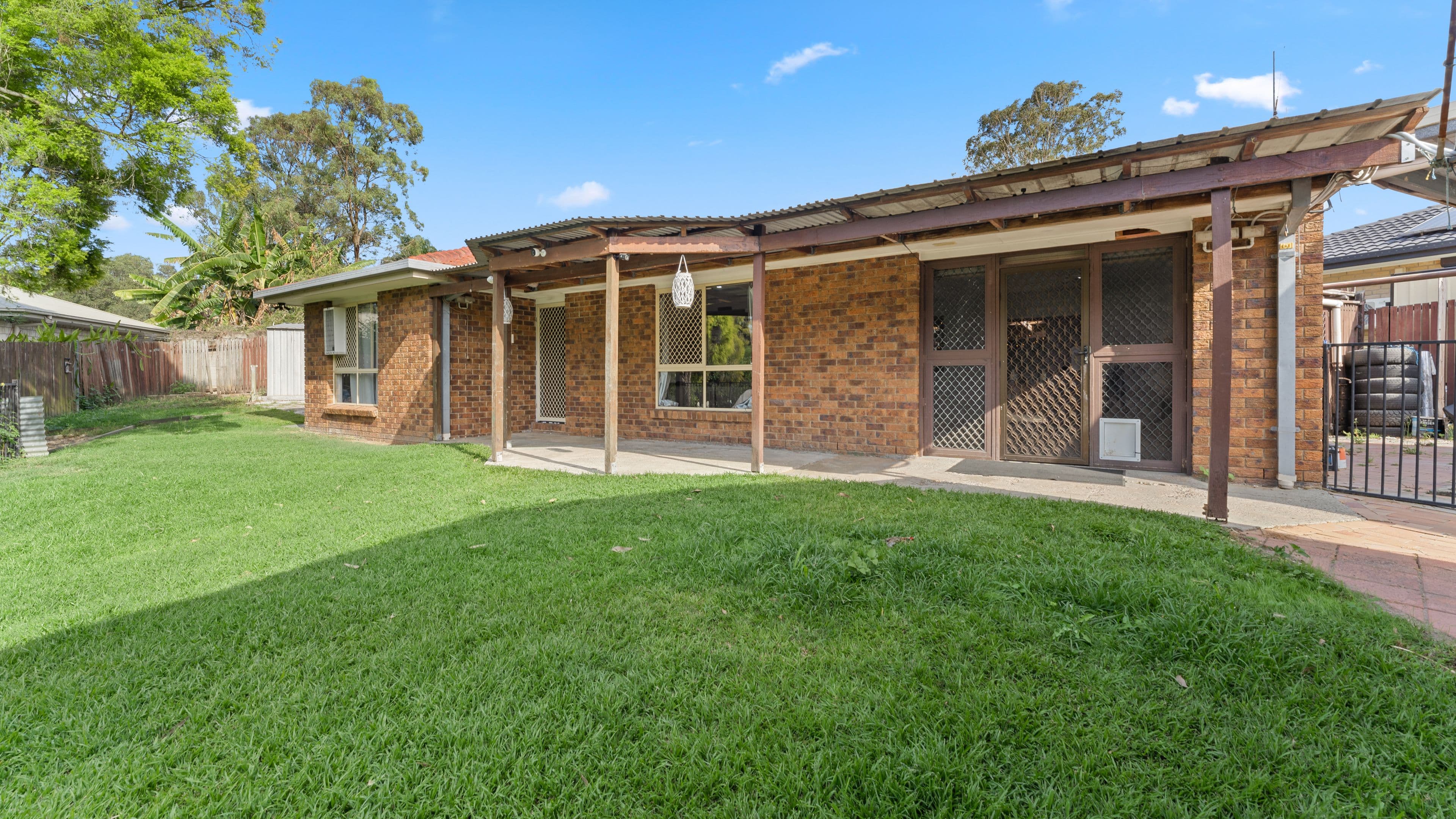 11 Rochelle Court, Edens Landing QLD 4207, Edens Landing - Image 1