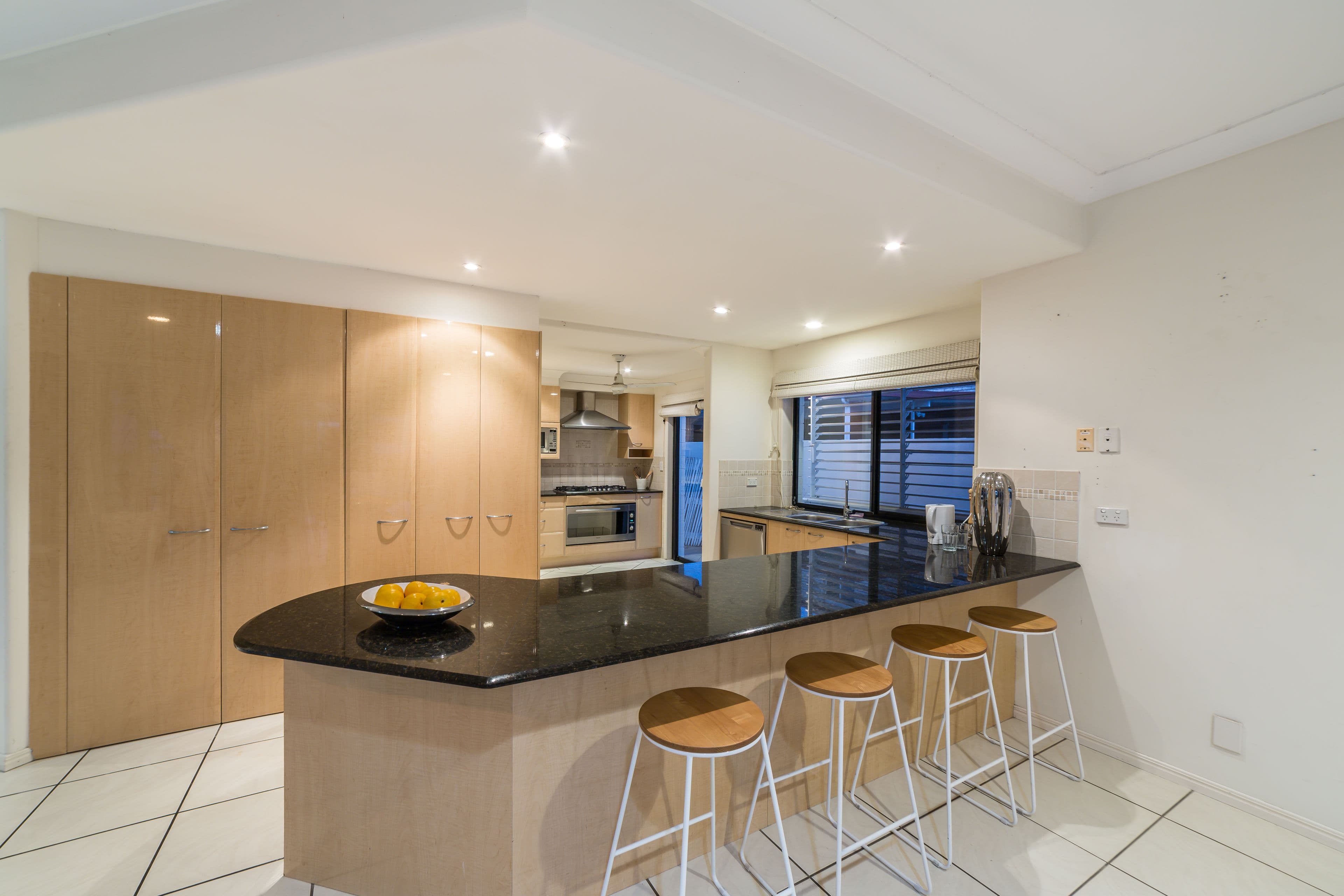 17 Cessnock Close, Mermaid Waters QLD 4218, Mermaid Waters - Thumbnail 7