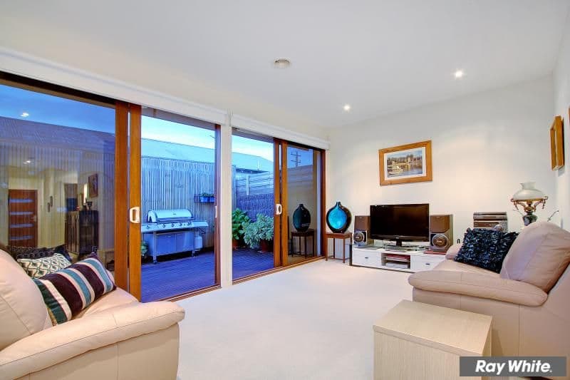108 Tanti Avenue, MORNINGTON VIC 3931, Mornington - Thumbnail 3