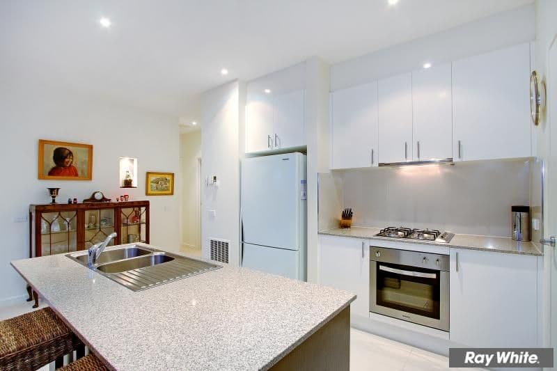 108 Tanti Avenue, MORNINGTON VIC 3931, Mornington - Thumbnail 7