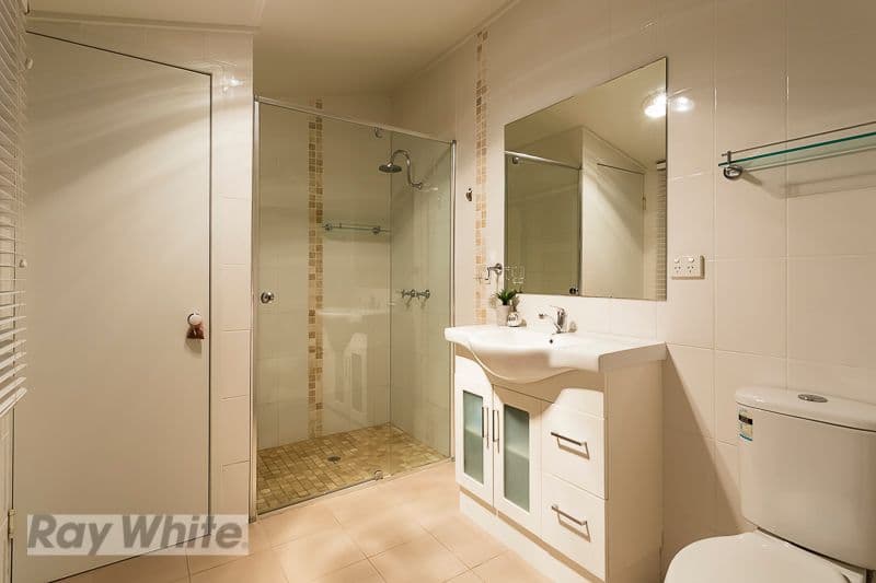 34 Ninth Avenue, Coorparoo QLD 4151, Coorparoo - Thumbnail 3