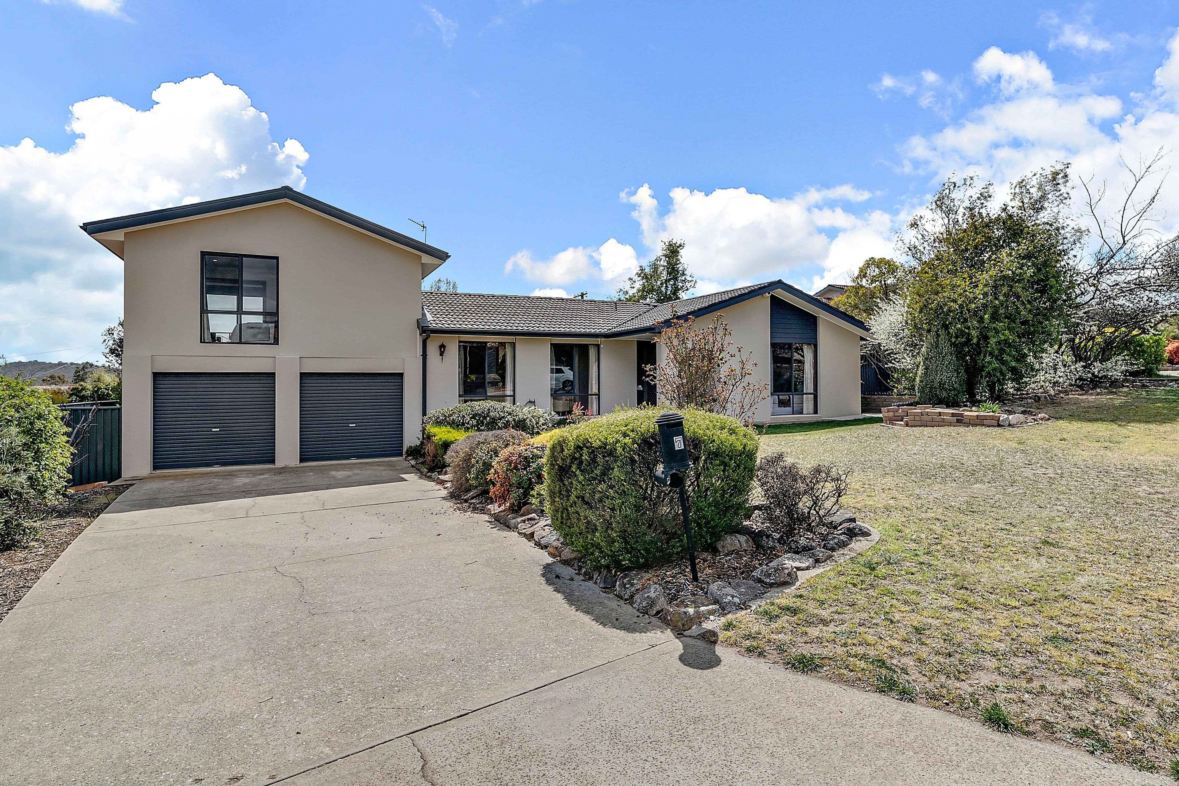 7 Crommelin Place, Chisholm ACT 2905, Chisholm - Image 1