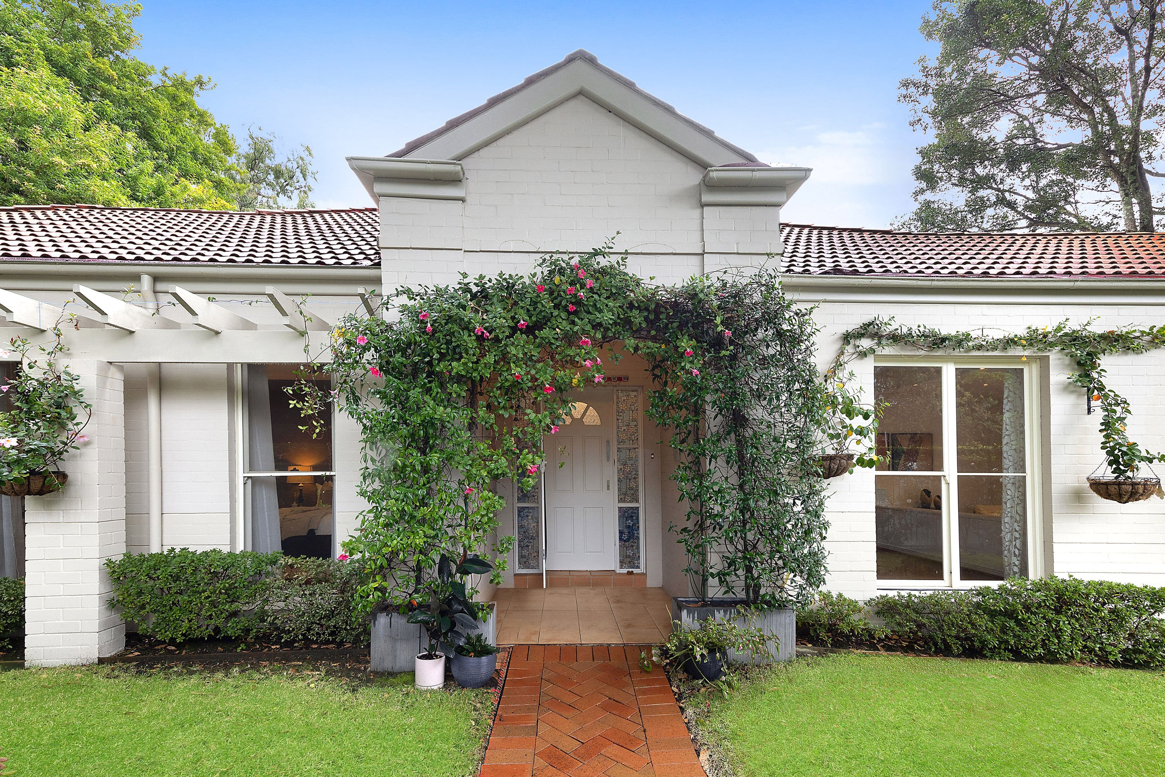 2 Stanley Close, St Ives NSW 2075, St Ives - Image 1