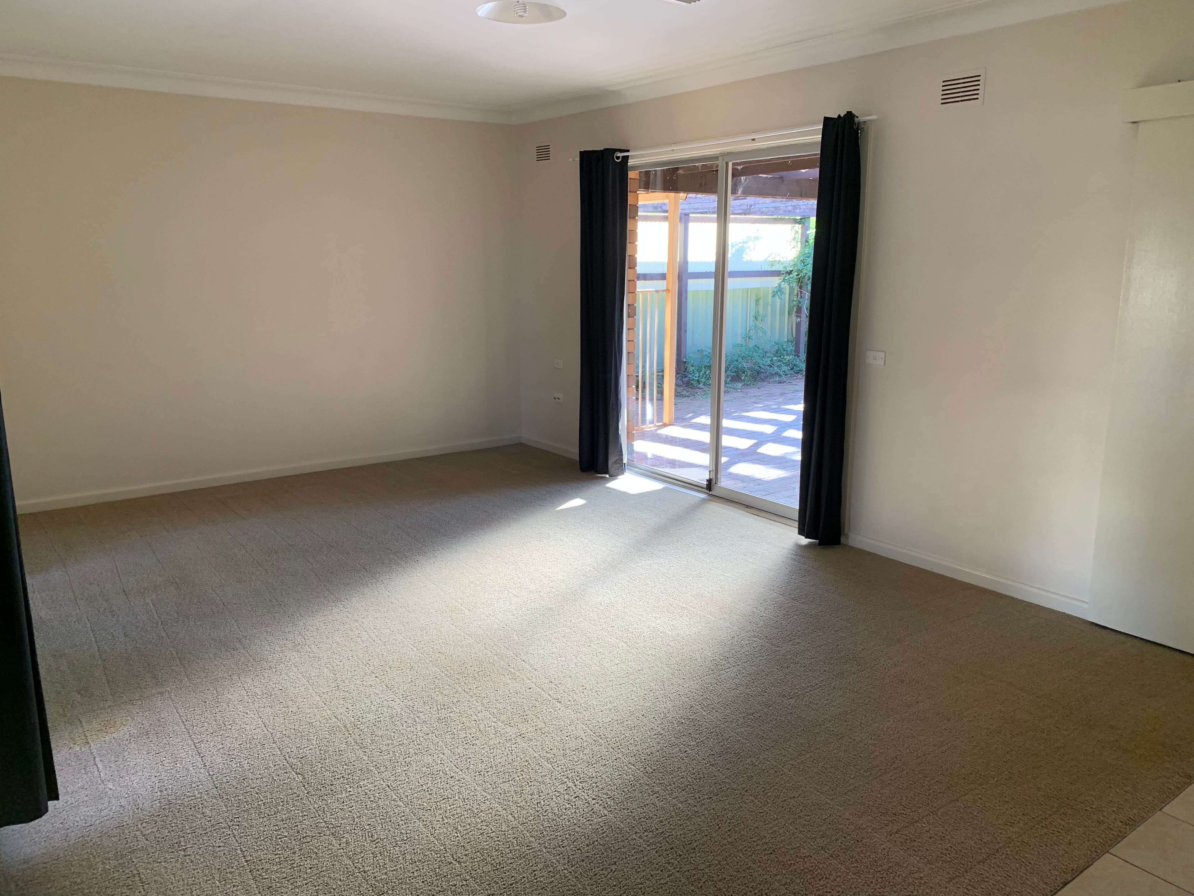 12 Coral Crescent, Dubbo NSW 2830, Dubbo - Thumbnail 2