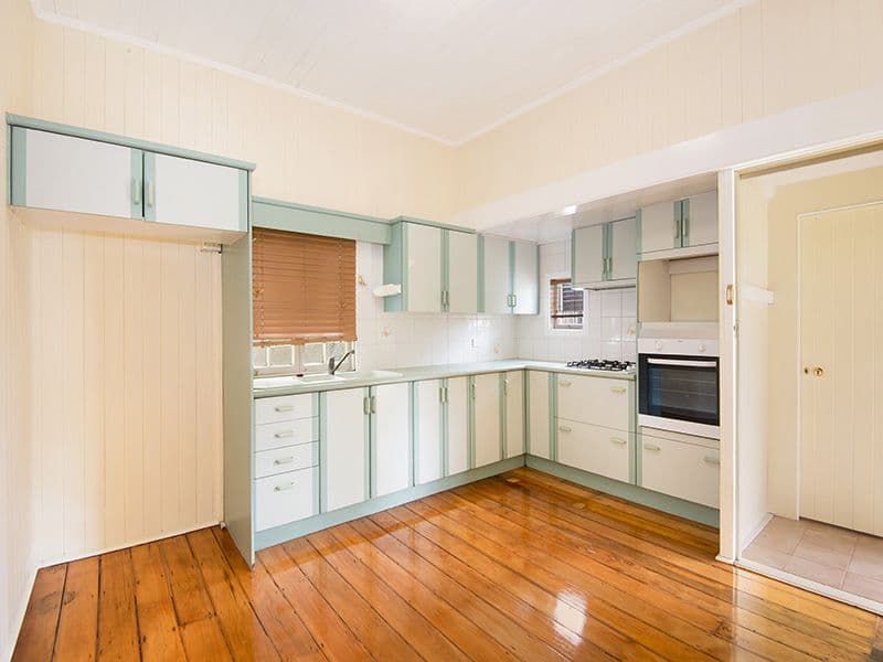 18 Crosby Road, ALBION QLD 4010, Albion - Thumbnail 2
