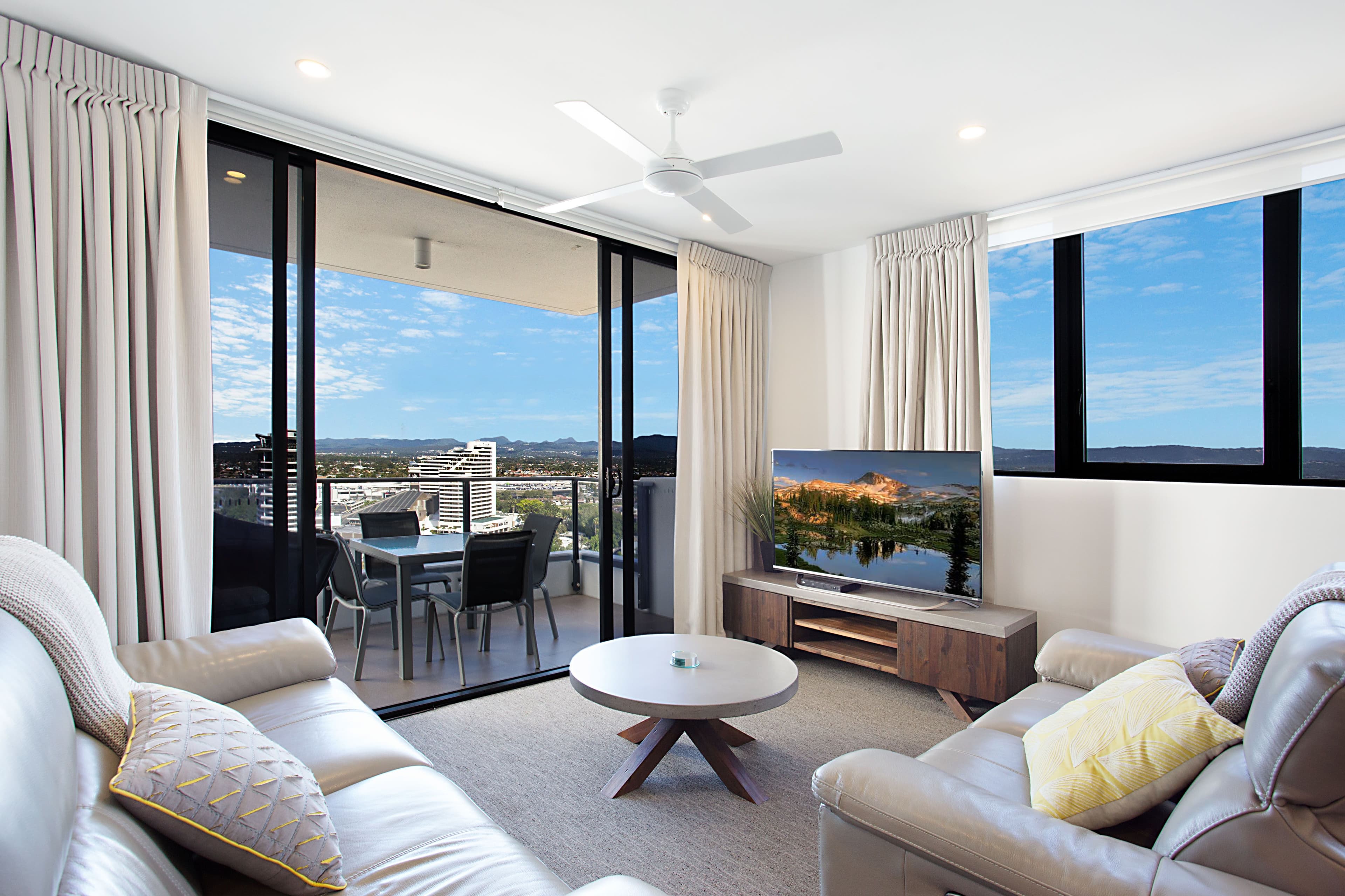 122 'Synergy' 2729-2733 Gold Coast Highway, Broadbeach QLD 4218, Broadbeach - Thumbnail 5