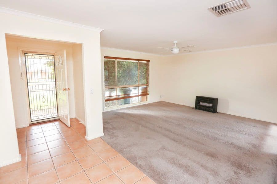 6 Sebastian Court, MILDURA VIC 3500, Mildura - Thumbnail 3