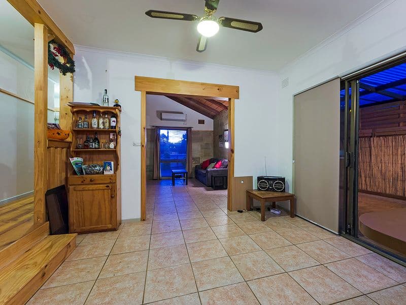 15 Milton Drive, Wyndham Vale VIC 3024, Wyndham Vale - Thumbnail 7