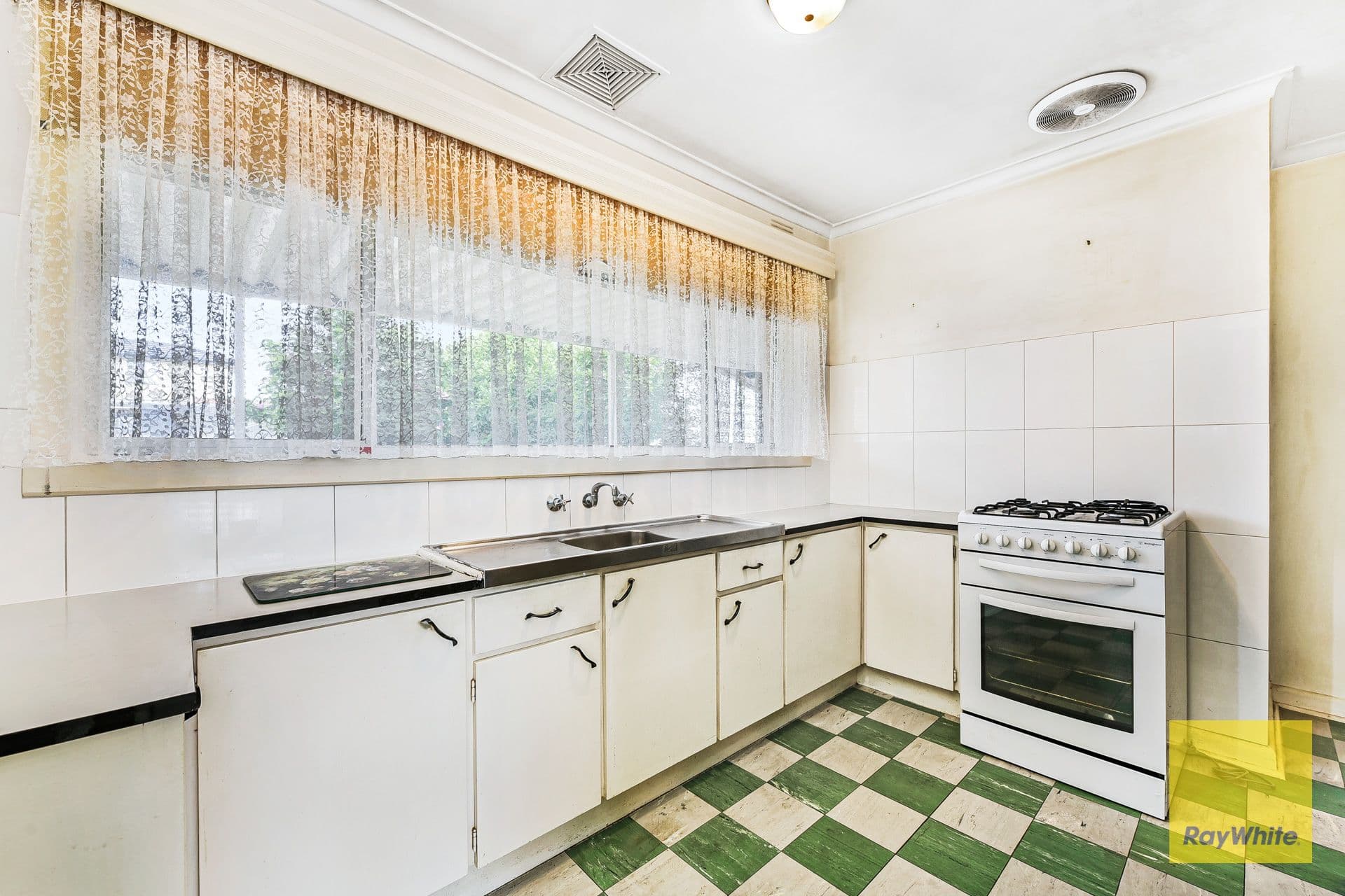 6 Deepdale Street, Dandenong VIC 3175, Dandenong - Thumbnail 5