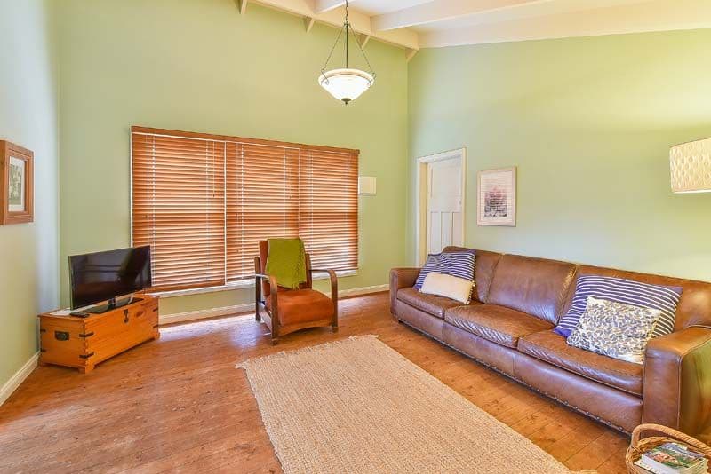 54 Richmond Crescent, CAMPBELLTOWN NSW 2560, Campbelltown - Thumbnail 2