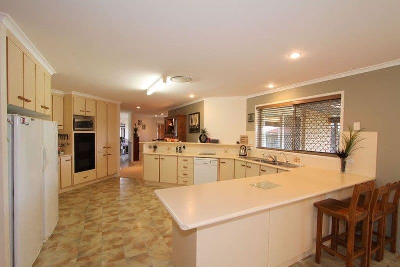 6 Magee Court, KEPNOCK QLD 4670, Kepnock - Thumbnail 3