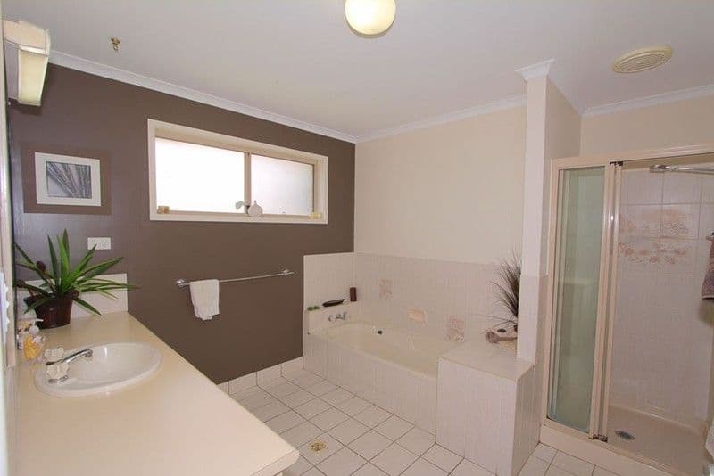 6 Magee Court, KEPNOCK QLD 4670, Kepnock - Thumbnail 7