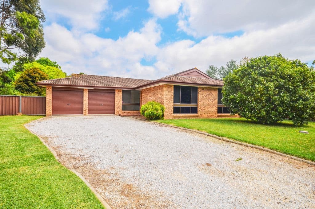 6 Kestrel Way, Thornlie WA 6108, Thornlie - Image 1