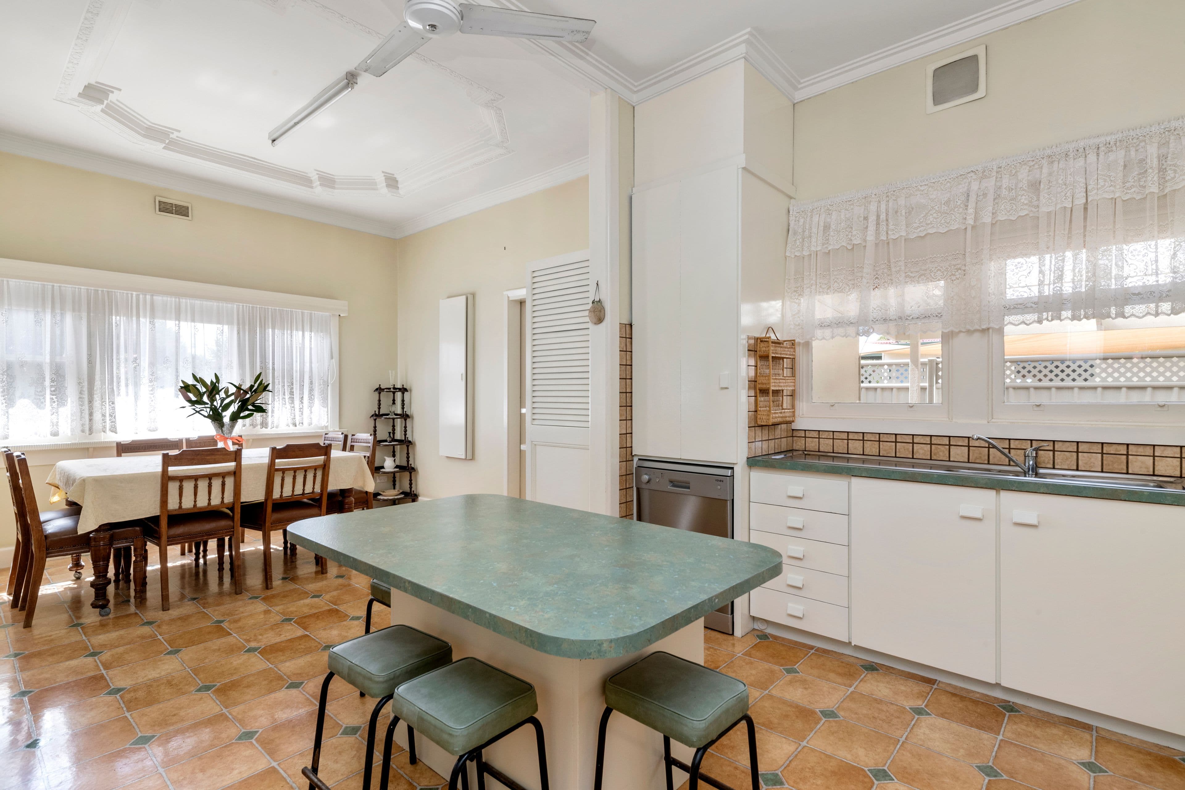 31 Bridge Street, Benalla VIC 3672, Benalla - Thumbnail 4