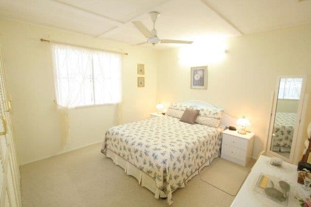 24 Redbank Road, REDCLIFFE QLD 4020, Redcliffe - Thumbnail 3