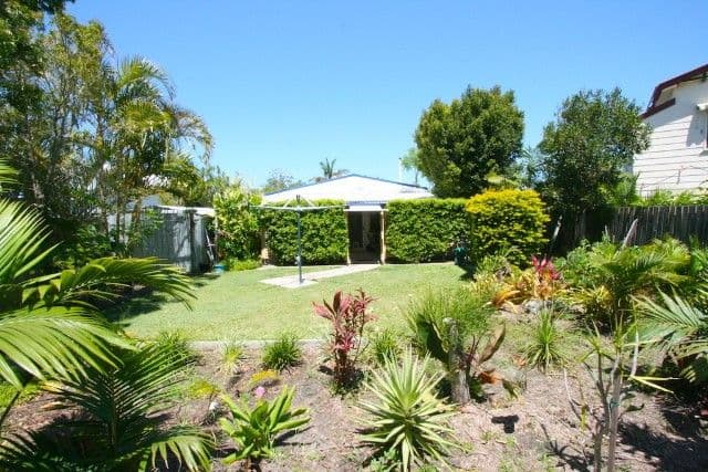 24 Redbank Road, REDCLIFFE QLD 4020, Redcliffe - Thumbnail 4