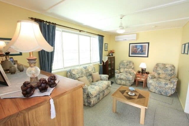24 Redbank Road, REDCLIFFE QLD 4020, Redcliffe - Thumbnail 5