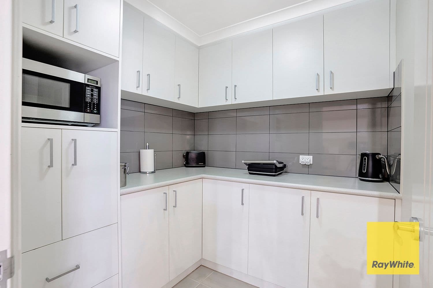4 Ogilvie Way, Harrisdale WA 6112, Harrisdale - Thumbnail 2