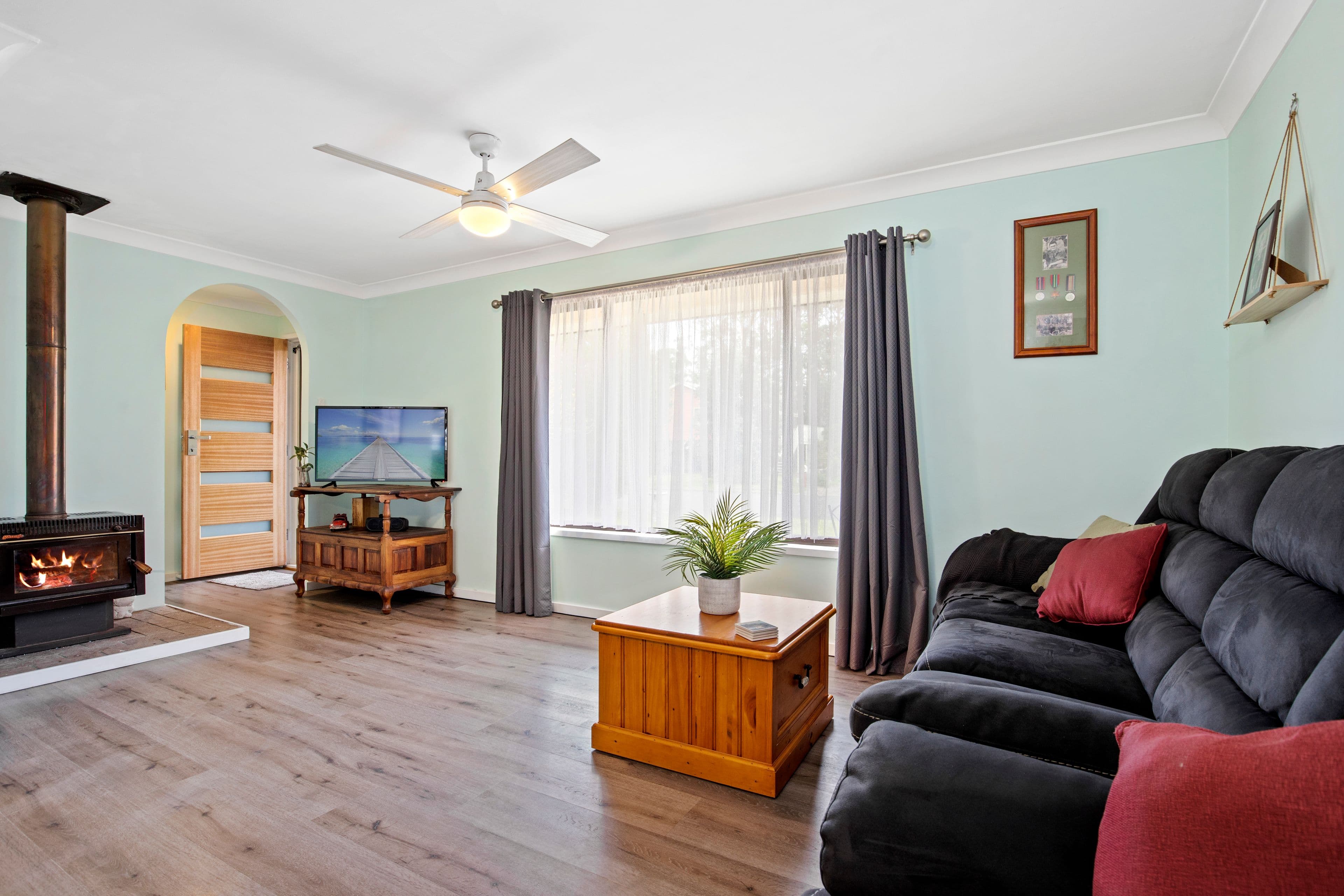 27 Weymouth Road, Lake Tabourie NSW 2539, Lake Tabourie - Thumbnail 3