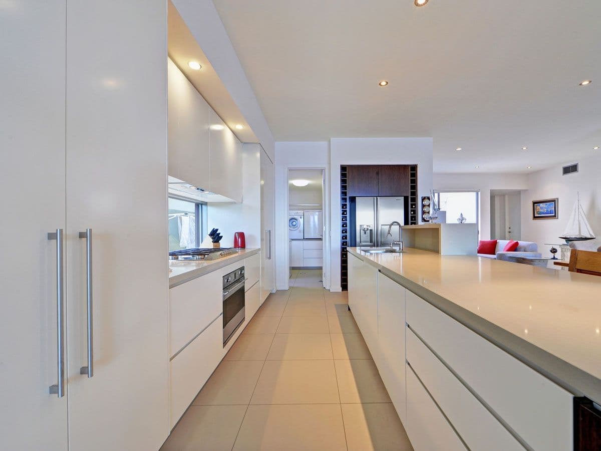 7527 Springfield Drive, Hope Island QLD 4212, Hope Island - Thumbnail 4