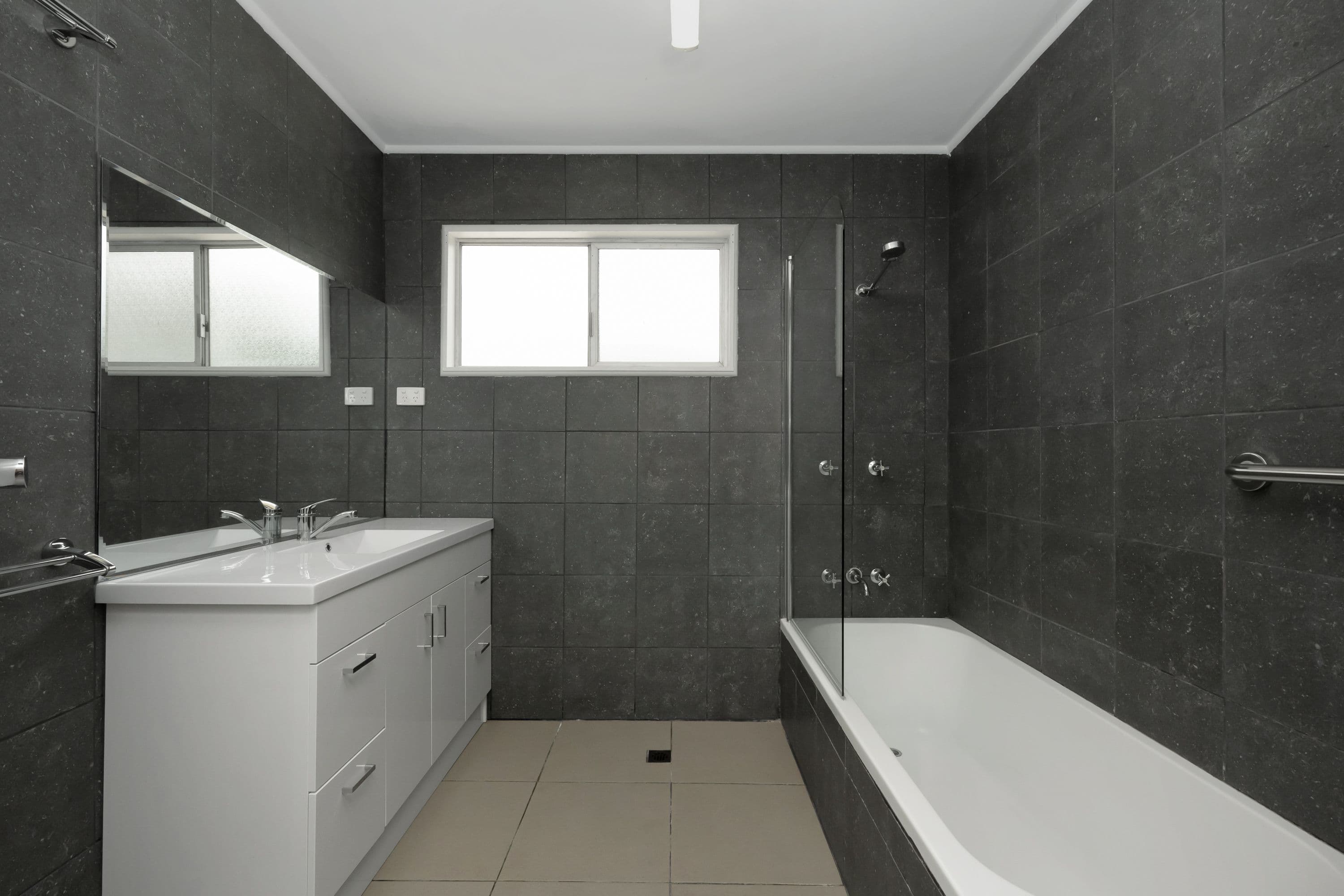 1641 Riverway Drive, Kelso QLD 4815, Kelso - Thumbnail 7