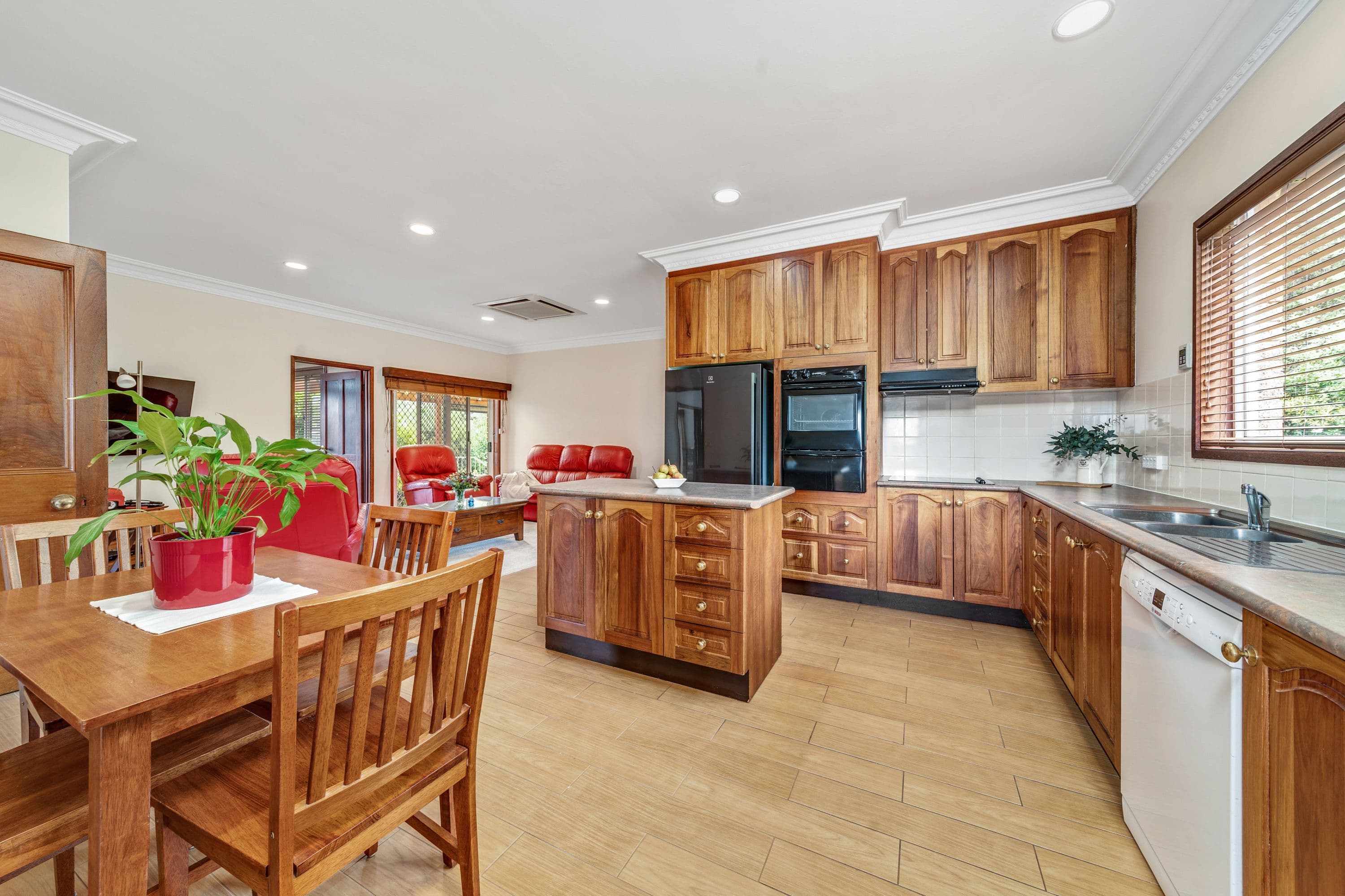 35 Willoughby Crescent, Gilmore ACT 2905, Gilmore - Image 1