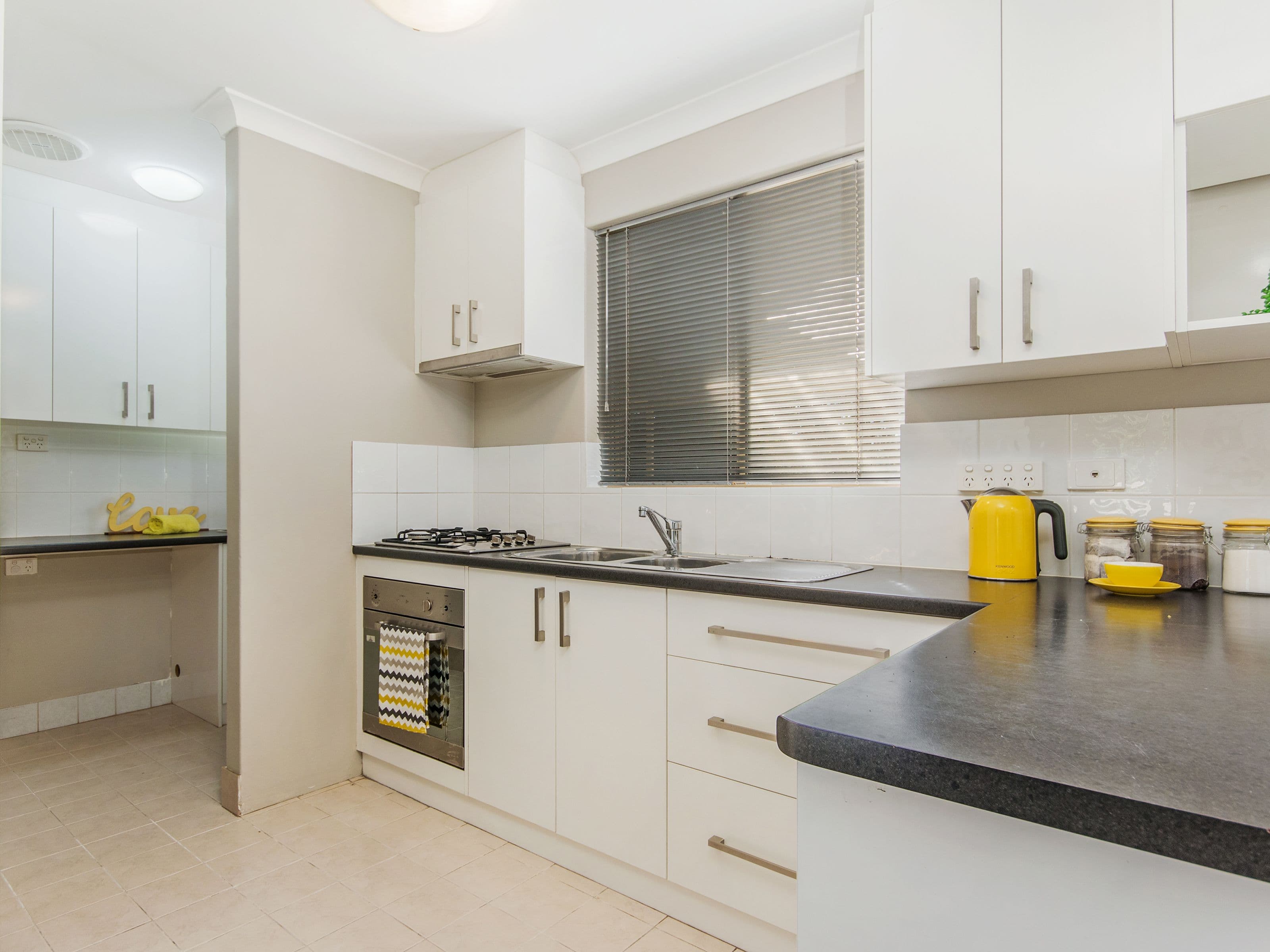 48 Gascoyne Way, Cooloongup WA 6168, Cooloongup - Thumbnail 4