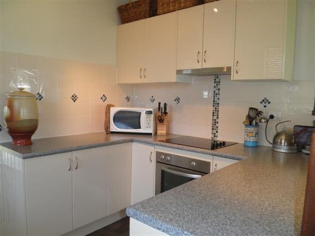 102 Northern Road, ROMA QLD 4455, Roma - Thumbnail 2