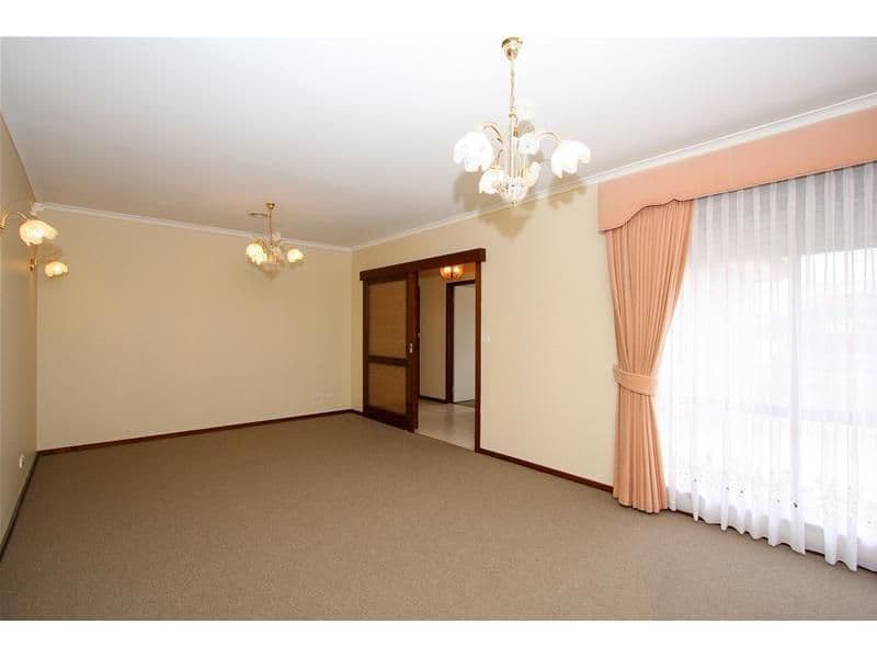 235 Greenhills Road, BUNDOORA VIC 3083, Bundoora - Thumbnail 3