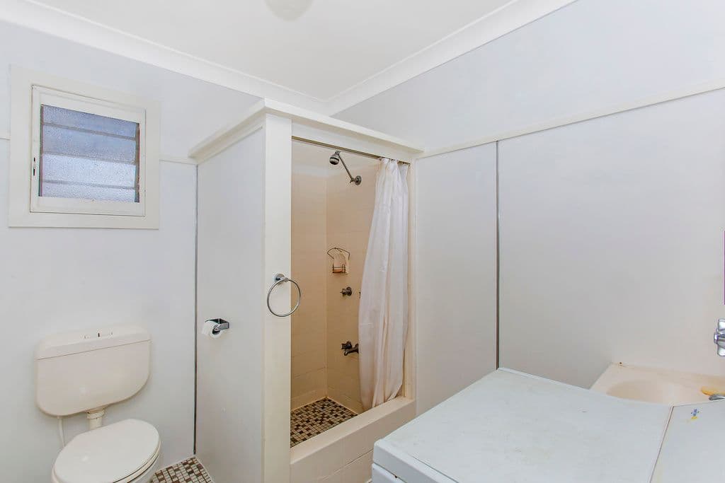 12 Coyne Street, COOLANGATTA QLD 4225, Coolangatta - Thumbnail 5