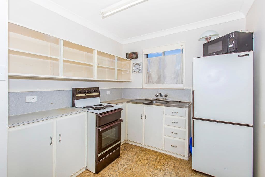 12 Coyne Street, COOLANGATTA QLD 4225, Coolangatta - Thumbnail 6