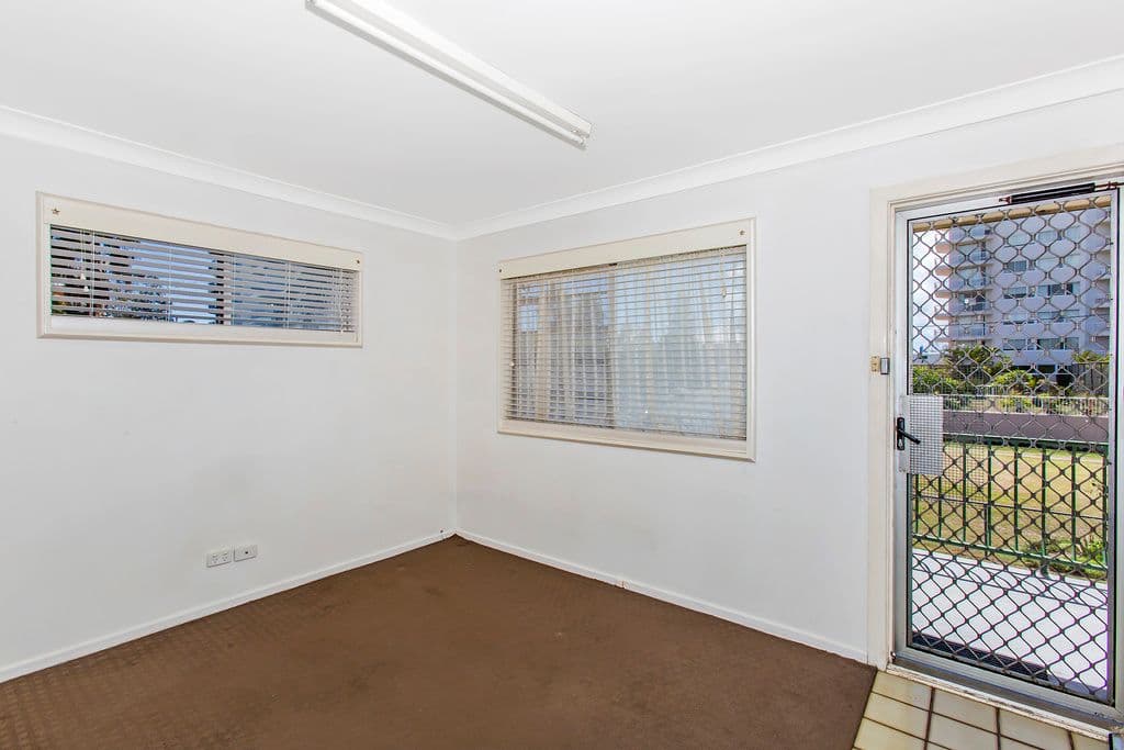 12 Coyne Street, COOLANGATTA QLD 4225, Coolangatta - Thumbnail 7
