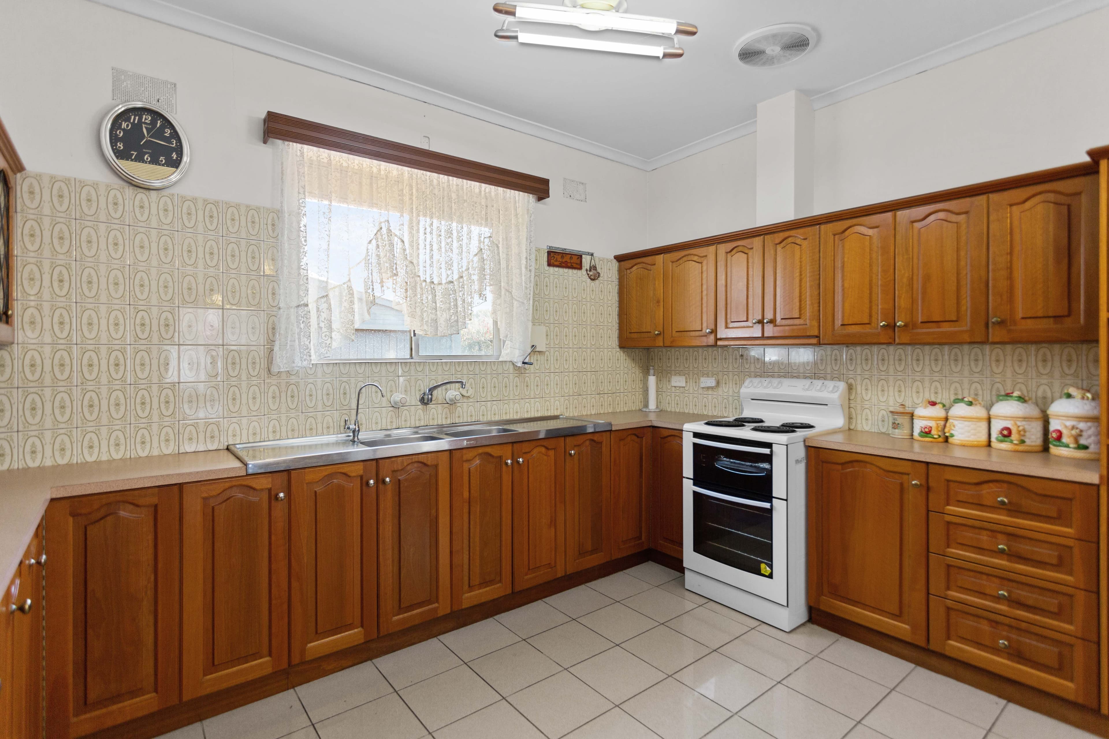 18 Fairfield Road, Elizabeth Grove SA 5112, Elizabeth Grove - Thumbnail 3