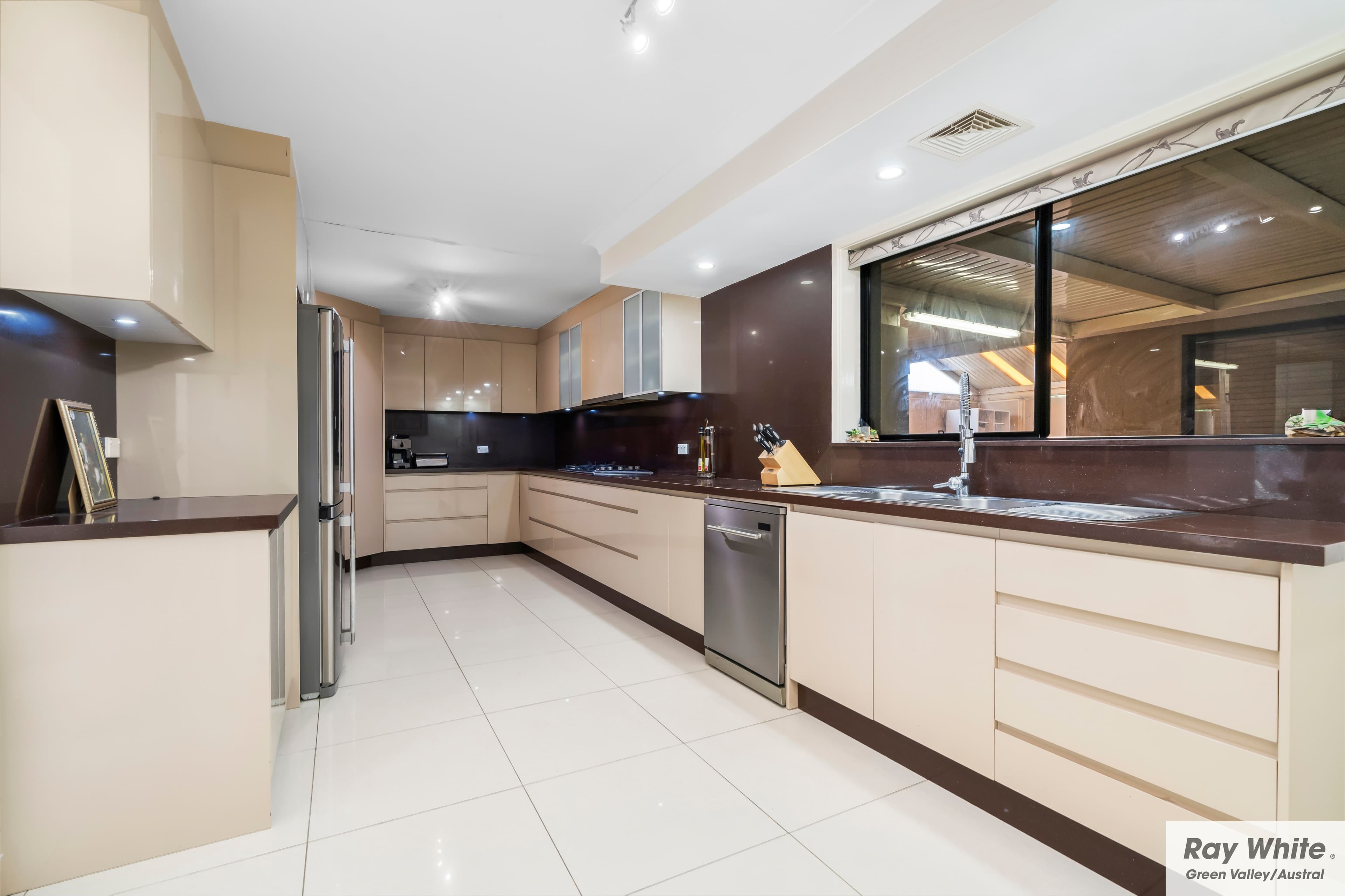 11 Ben Lomond Street, Bossley Park NSW 2176, Bossley Park - Thumbnail 5